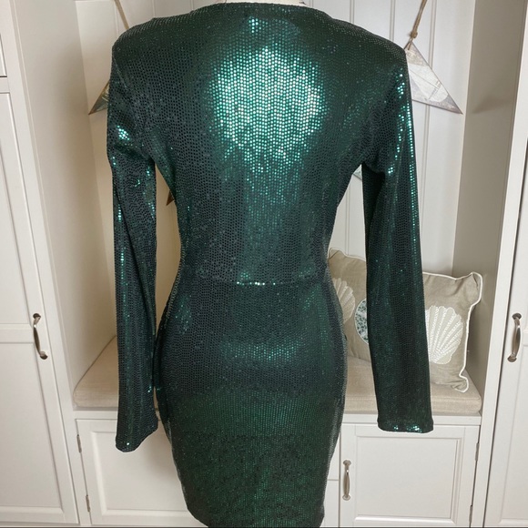 🔥Jade Green Shimmer Body Con Cocktail Dress - Picture 2 of 2